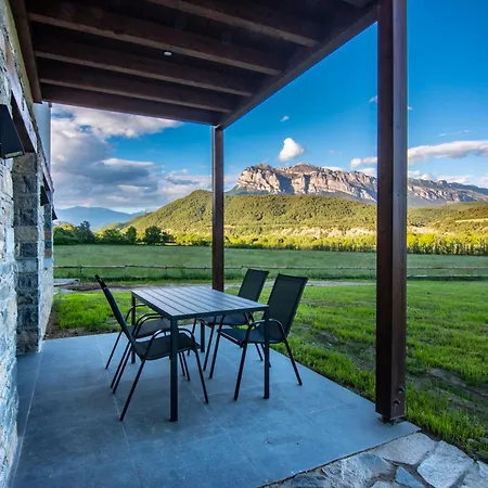 Casas Ordesa Aínsa